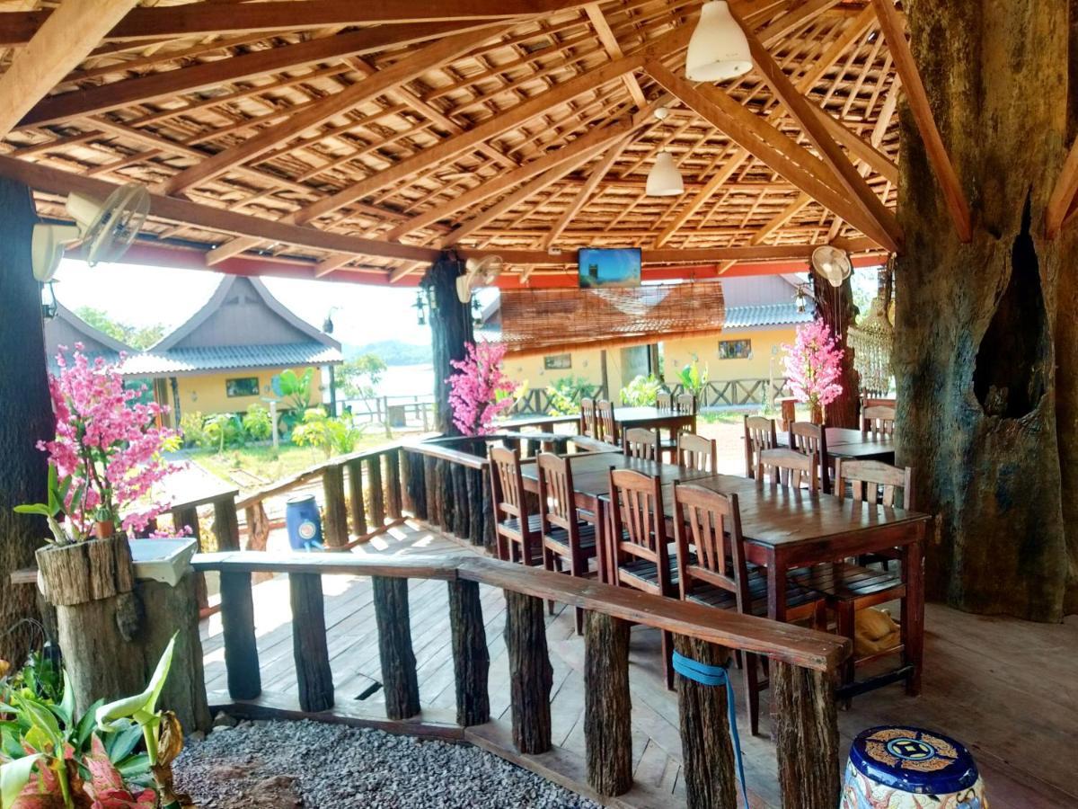 Nirvana Archipel Resort Ванг Виенг Екстериор снимка